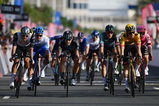 Stage 4 - Molano claims narrow sprint victory on UAE Tour stage 4