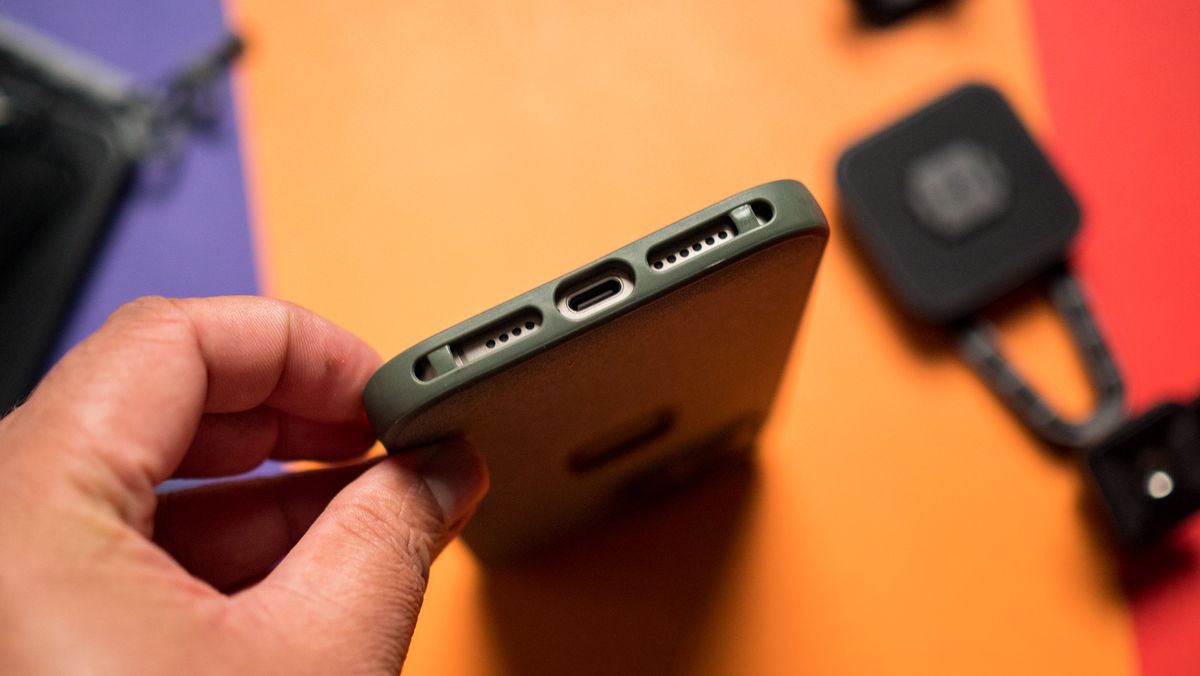 Best iPhone 15 Pro Max cases