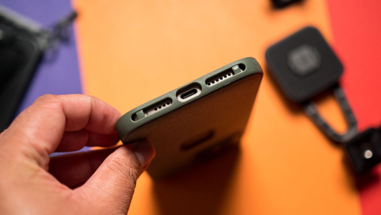 Best iPhone 15 Pro Max cases