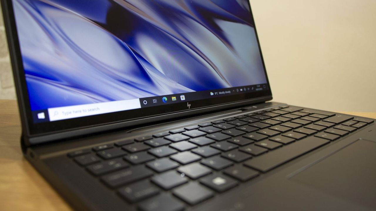 A closeup of the HP Elite Folio's screen