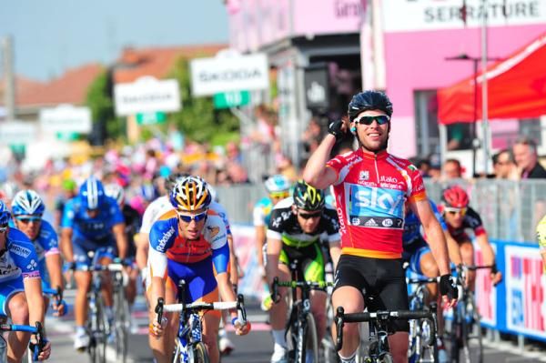 He was boxed in with 400 metres to go and had to check his sprint but Cavendish still came out on top