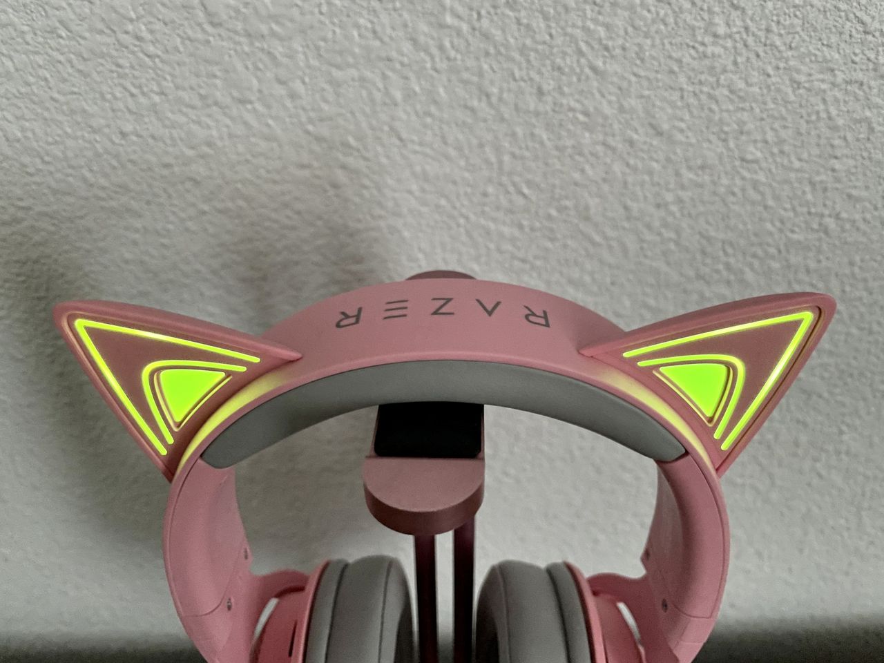 Razer Kraken Bt Kitty Edition Top Light