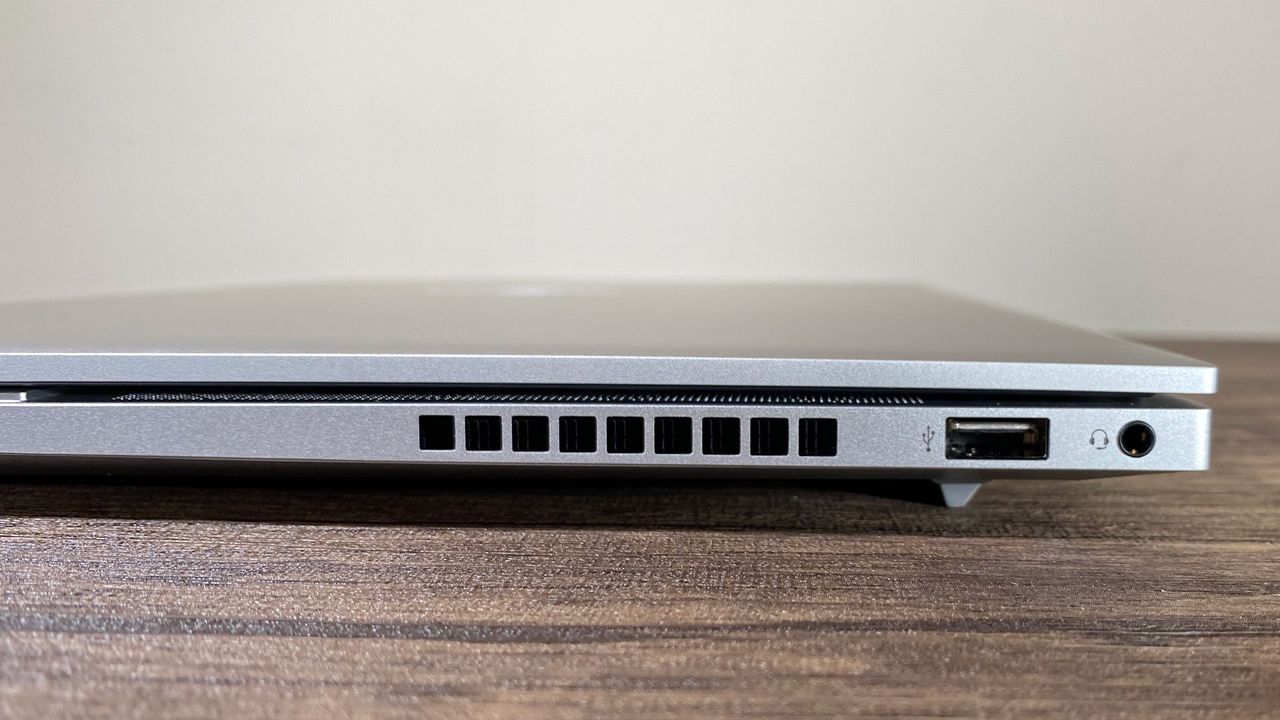 HP Envy 15 (2020)