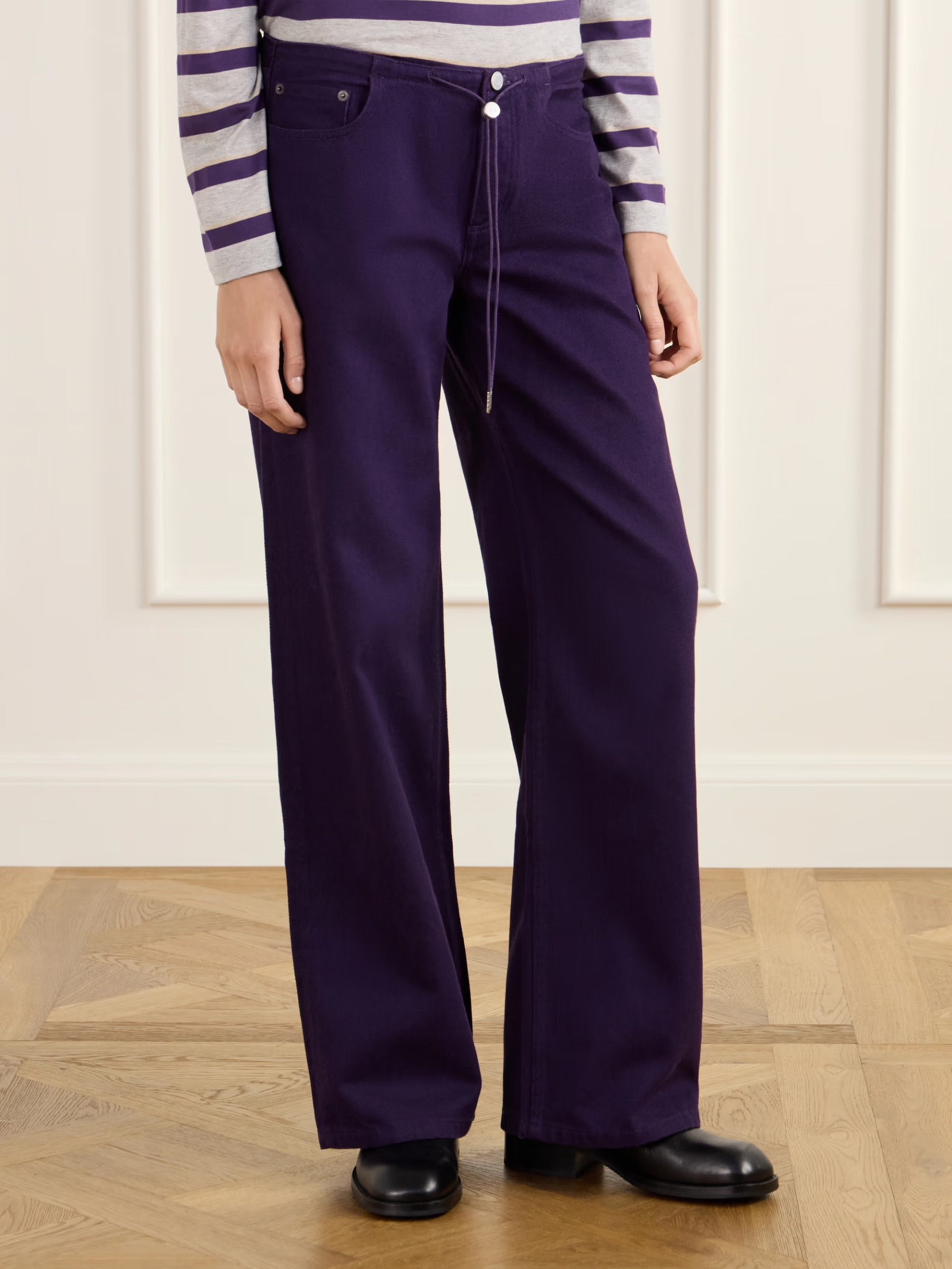 STILL HERE, Cool Low-Rise Straight-Leg Jeans