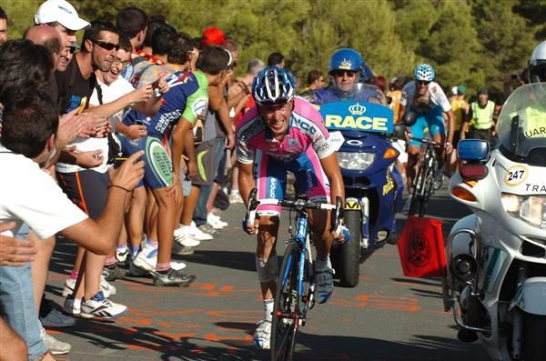 Marco Marzano (Lampre-NCG) grits as the gradient grips