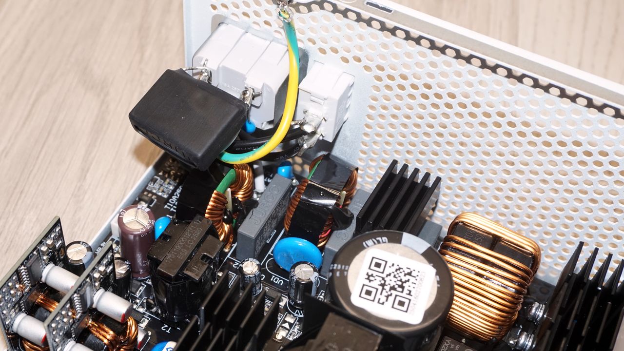 Phanteks AMP GH 750W