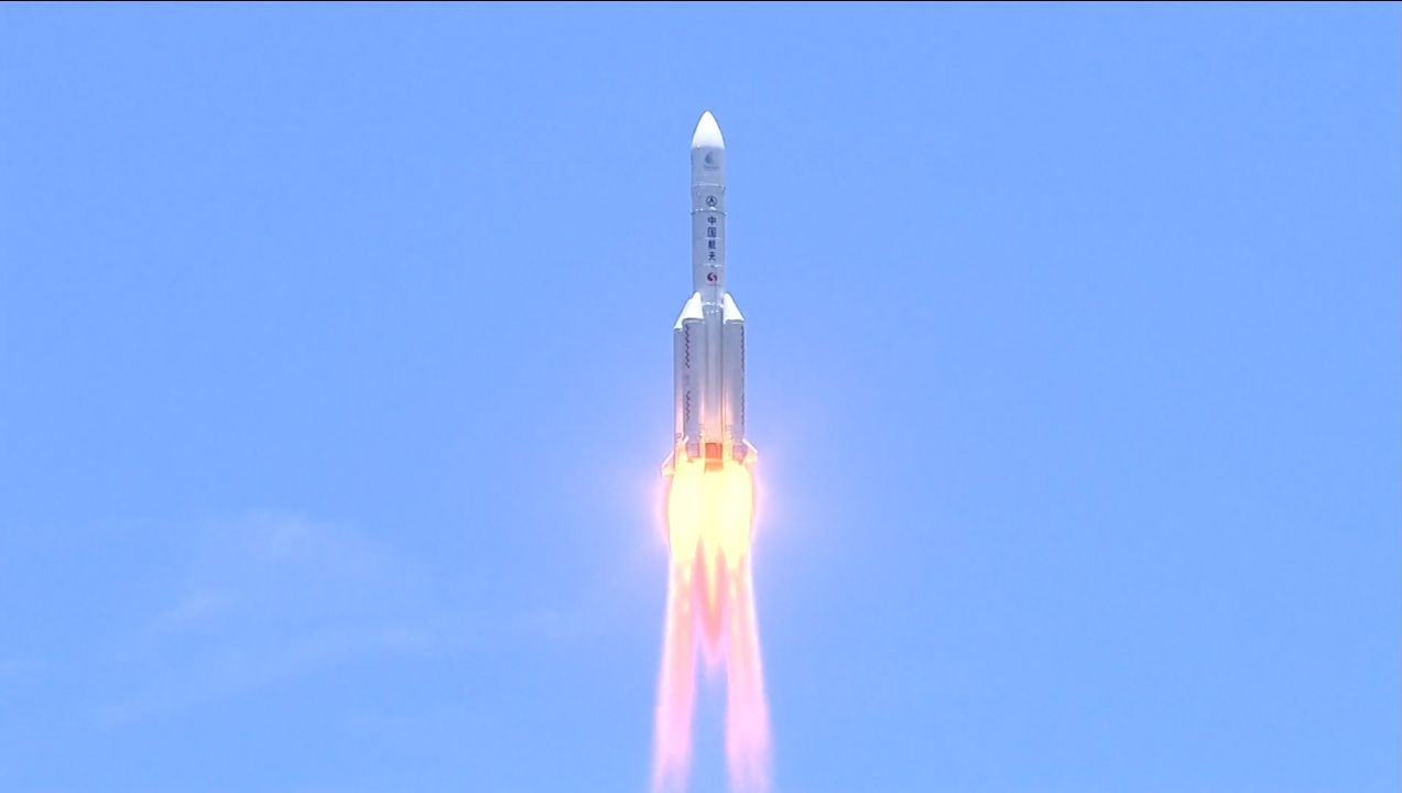 A Chinese Long March 5 rocket launches the China National Space Administration's Tianwen-1 Mars rover, lander and orbiter from Wenchang Satellite Launch Center on Hainan Island on July 23, 2020.