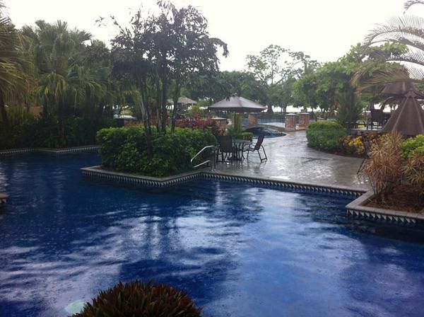 The hotel pool had many tiers. On the eve of the race, it poured rain.