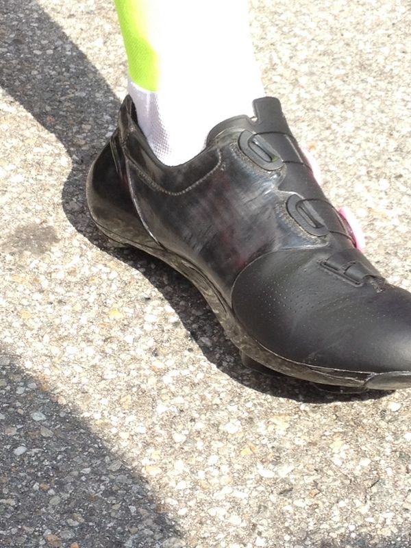 Contador's instep structure also appears to be lighter, with the loops for the closing system attacked to a shiny material that is in contrast to the matt black leather like material.