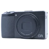 Ricoh GR III