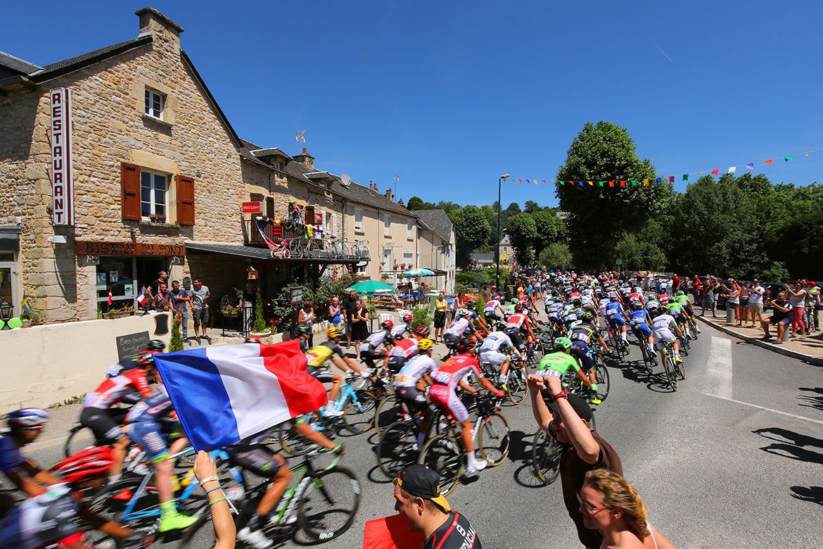 The peloton on stage 15 of the Tour de France