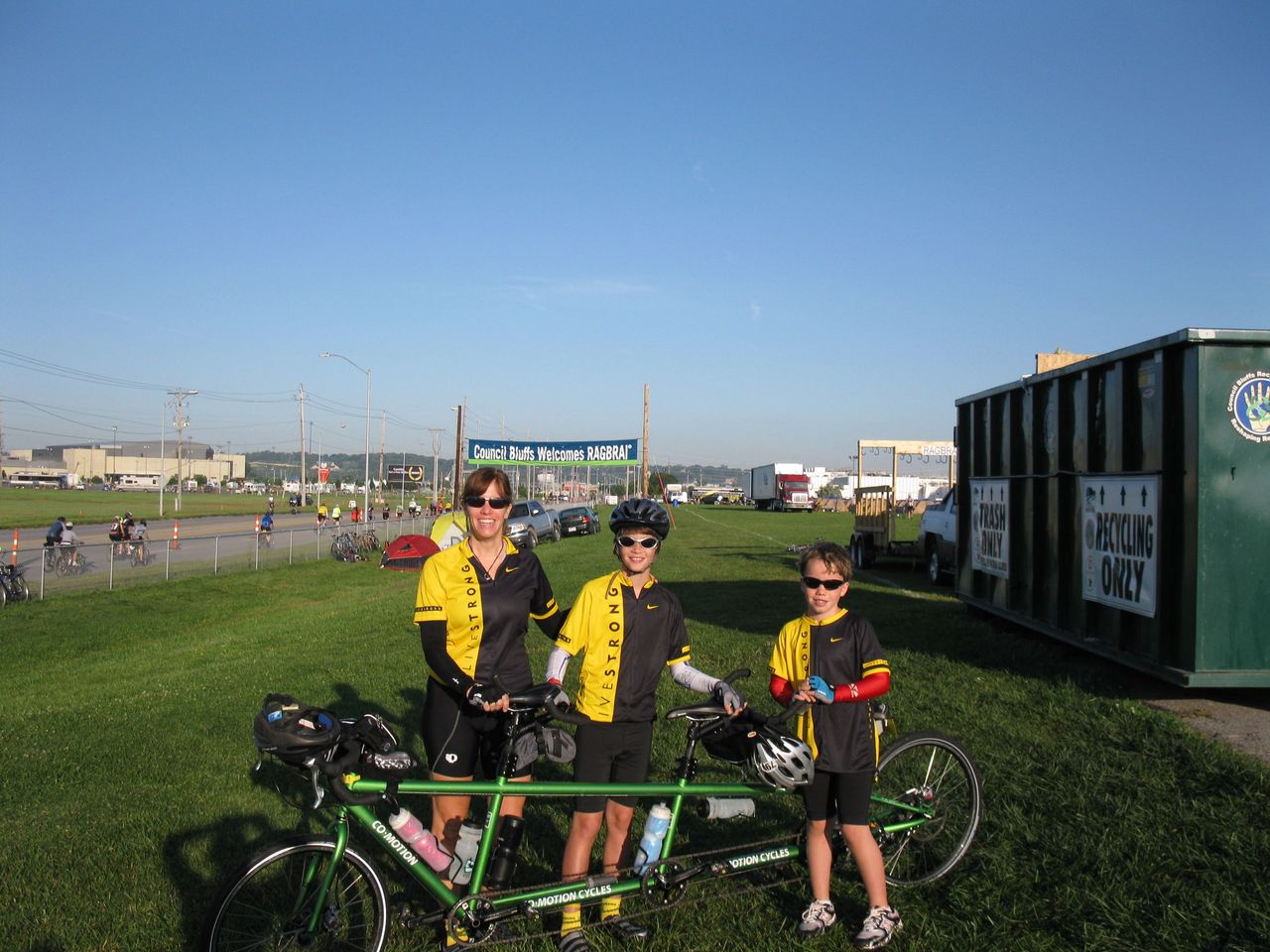 Garrison trio - Nancy, Ian and Michael - at RAGBRAI