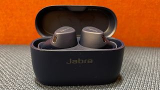 Jabra Elite 4 Active headphones