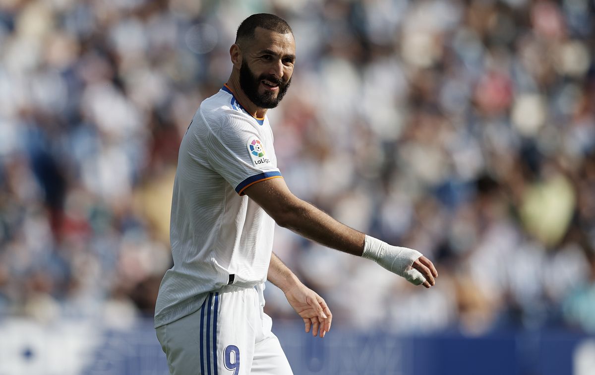 Real Madrid striker Karim Benzema | Barcelona v Real Madrid live stream