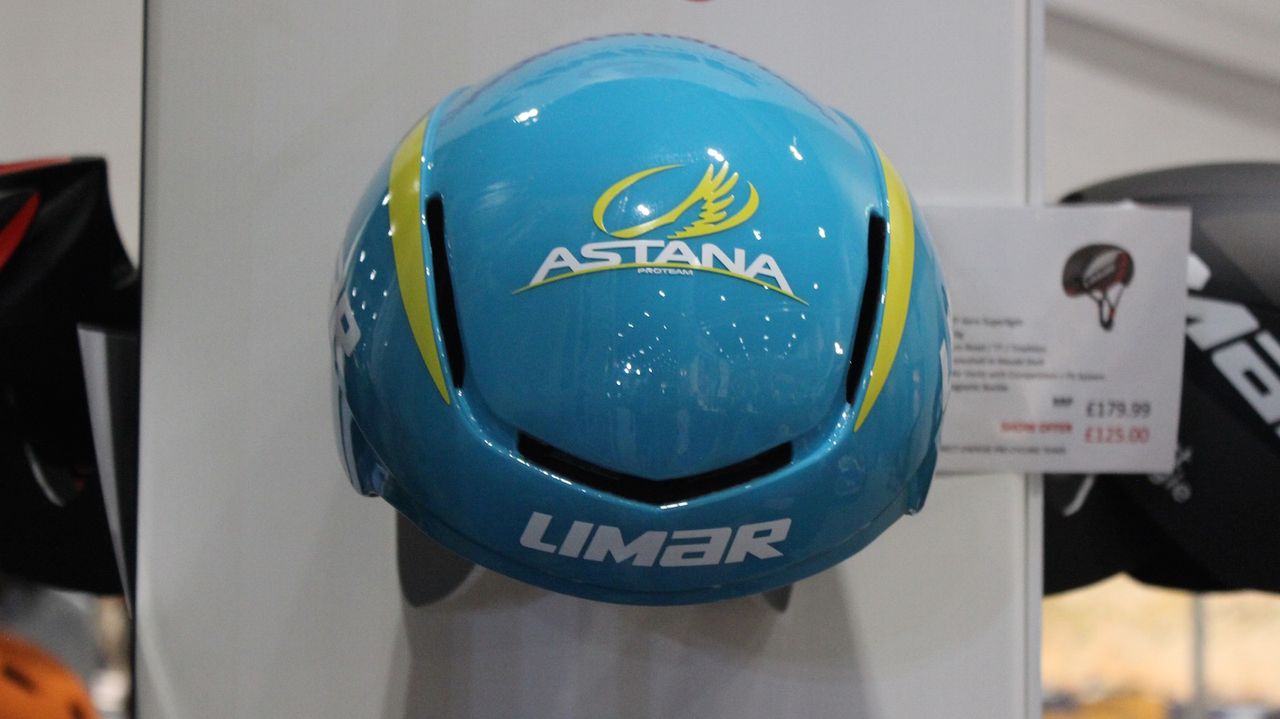 Astana also wear the Superlight aero helmet