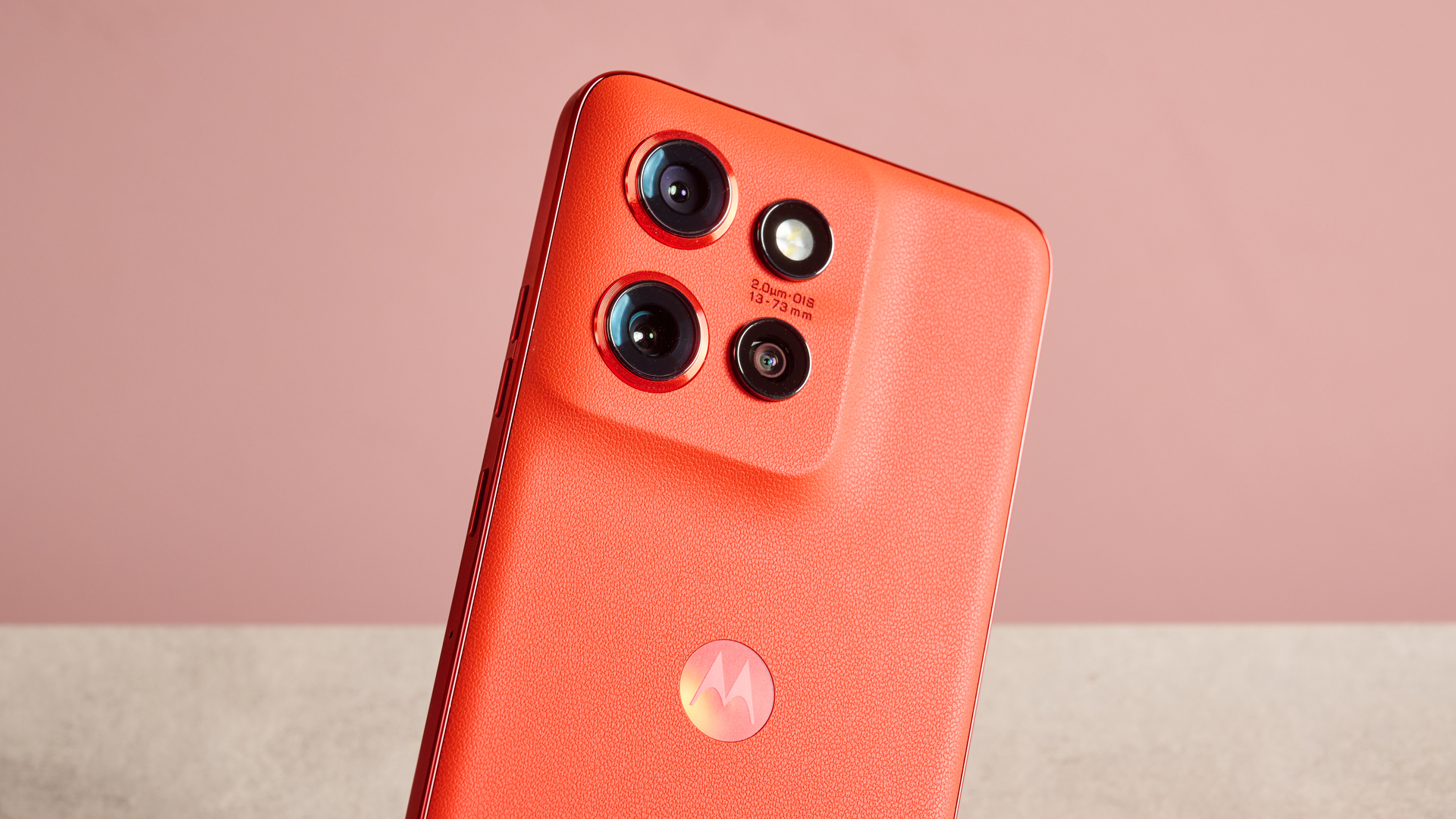 Rear cameras of the Motorola Edge 50 Neo