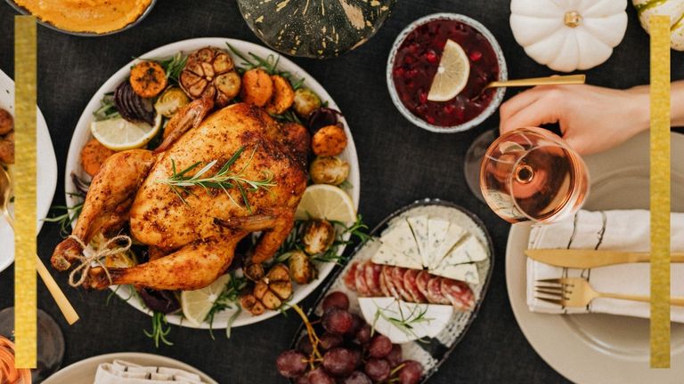 A roast turkey chosen using a turkey size calculator for Christmas and Thanksgiving dinner