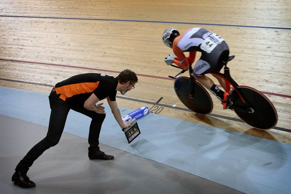 Jabik Jan Bastiaans (Netherlands) in the omnium's individual pursuit.