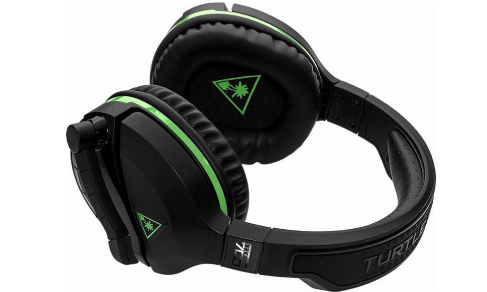 Turtle Beach Stealth 700 (Xbox One) Review: Wireless Done Right | Tom's ...