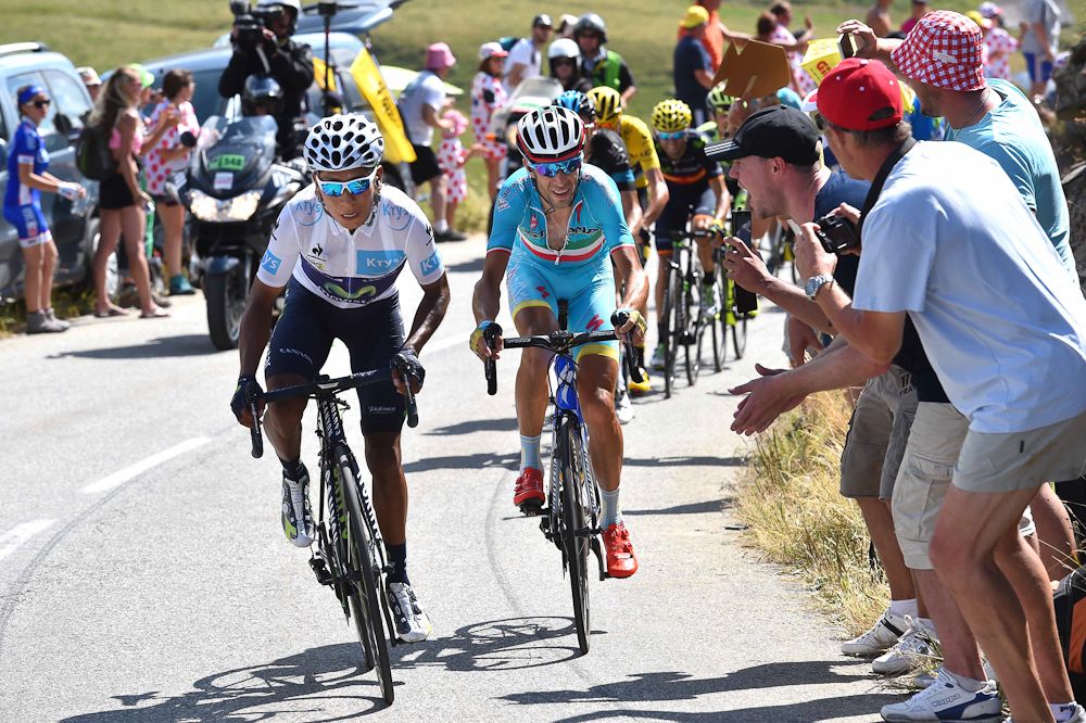 Quintana and Nibali briefly get some traction.