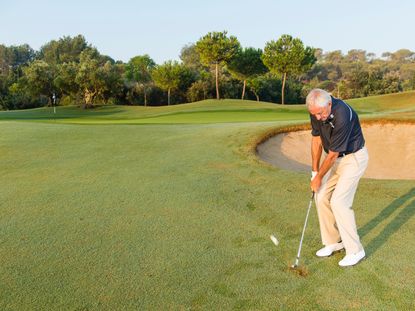 control your greenside spin