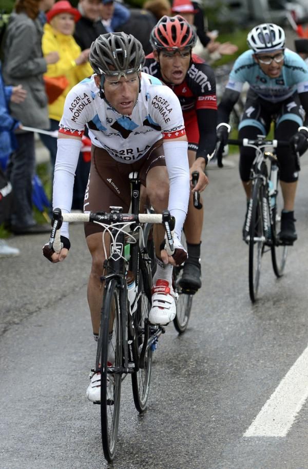 Martin Elmiger (AG2R - La Mondiale) leads a late break