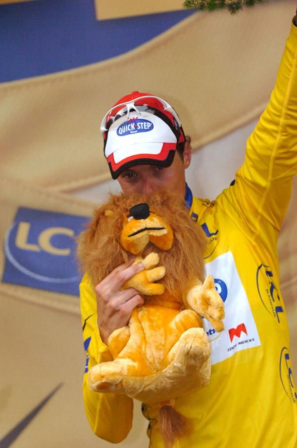 Sylvain Chavanel (Quick Step), race leader after stage 2.