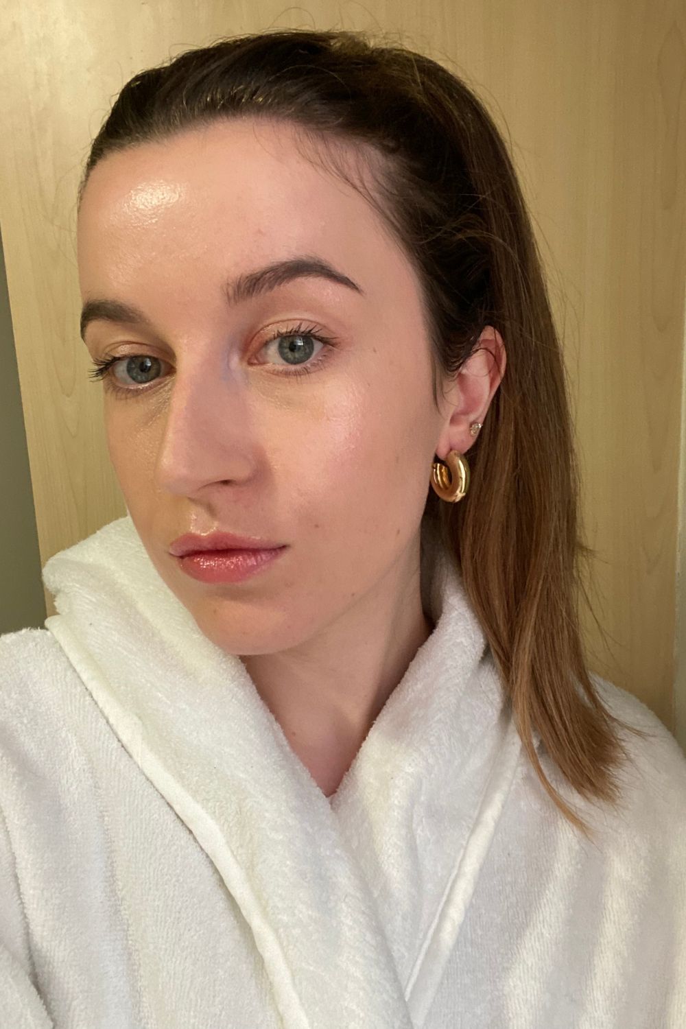 Ecommerce Writer Grace Lindsay wearing a Rimmel foundation