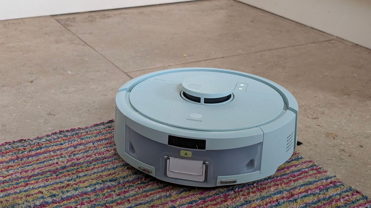 testing iRobot Roomba Mini Robot Vacuum &amp; Mop