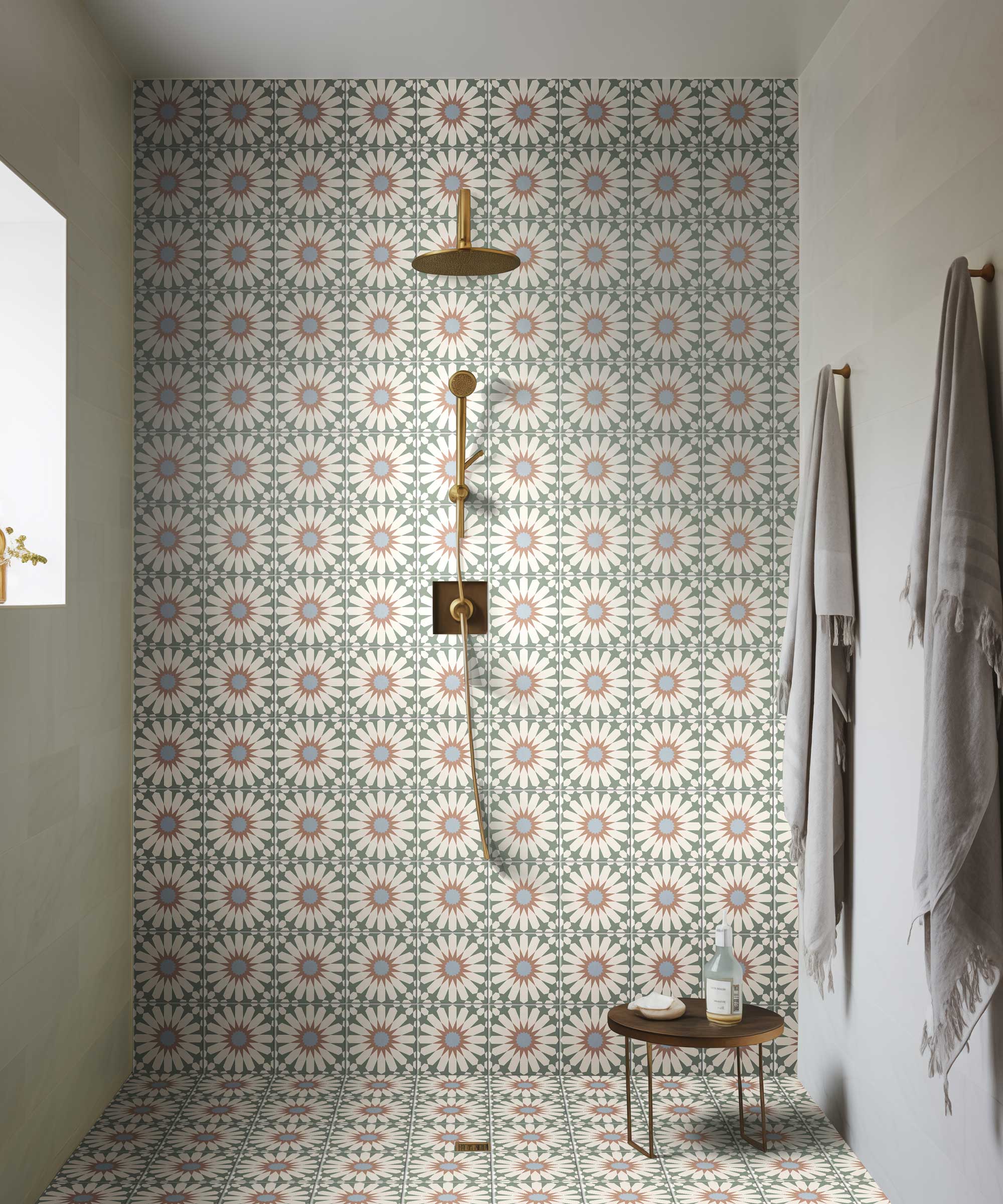 wet room with patterned tiles