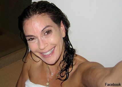 Teri Hatcher - PICS! Terri Hatcher&#039;s botox-free snaps - Facebook - Twitter - Twitter pictures - Celebrity Twitter pictures - Desperate Housewives - Celebrity News - Marie Claire