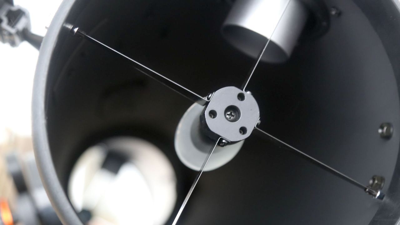 Close up of Celestron StarSense Explorer 8" Dobsonian telescope