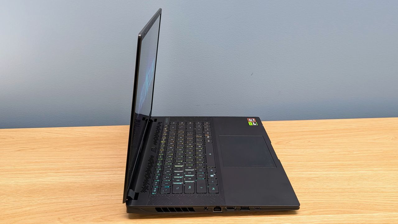 Gigabyte Aorus Master 16 Gen 2 gaming laptop