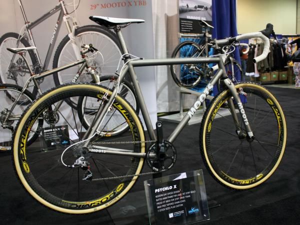 Moots' Psychlo X uses many of the ultralight oversized tubes from the company's Vamoots RSL road bike.