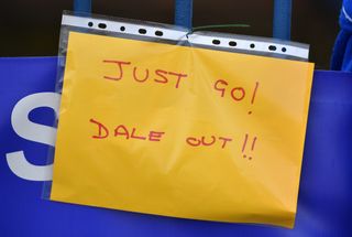 A note opposed to Dale is posted at Gigg Lane