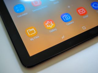 Samsung Tab S4 Corner Up Close