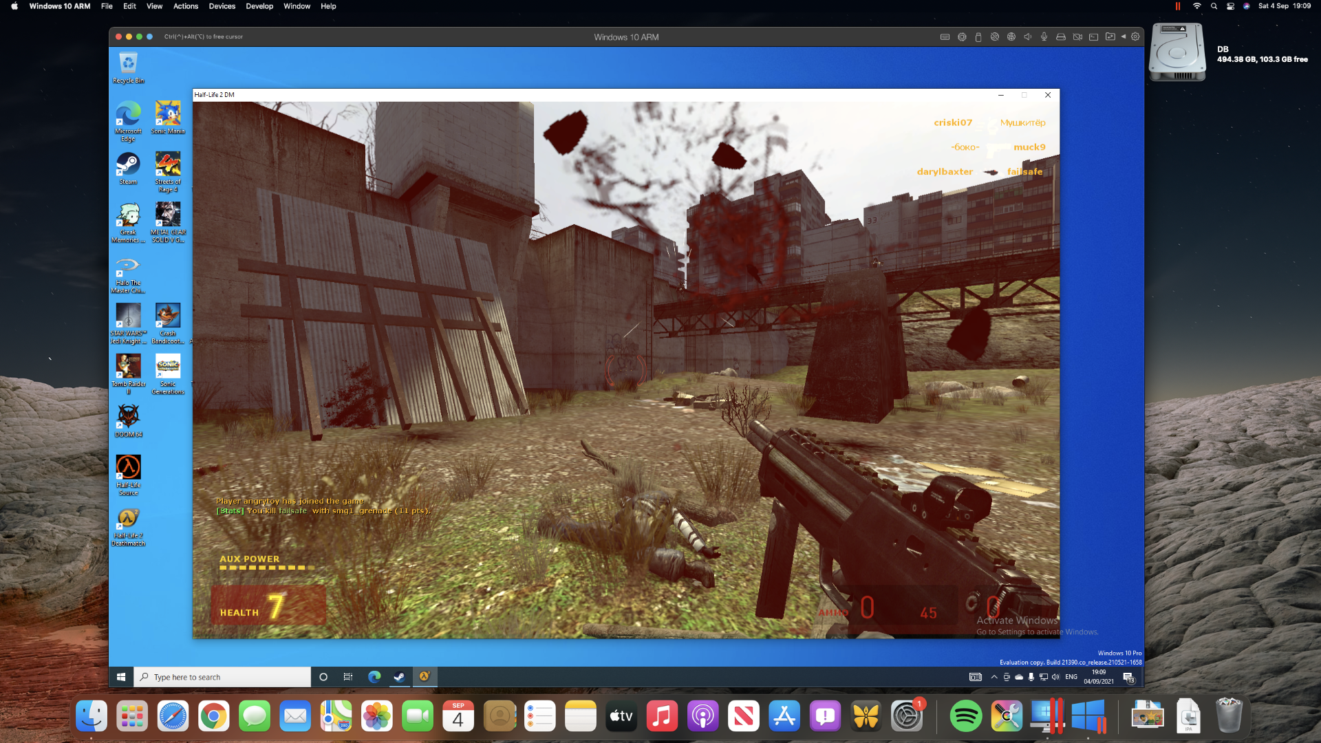 Half Life 2: Deathmatch running in Parallels Desktop on a Mac mini M1