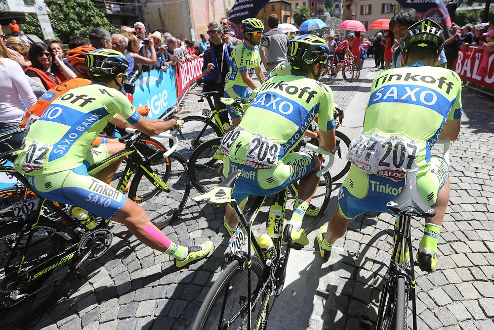 Tinkoff-Saxo wait for the stage 20 start.
