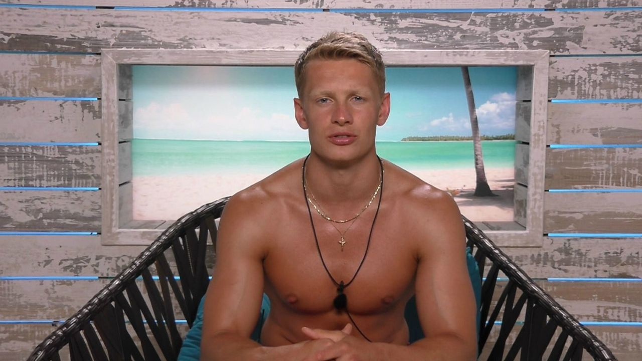 CHARLIE LOVE ISLAND