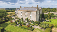 Gloucestershire, The Malt House, Beach