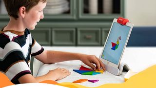 Osmo deals: Child using Osmo with iPad