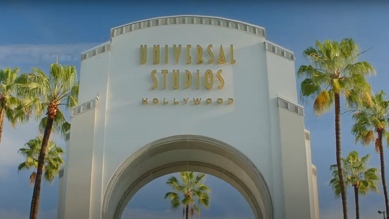 Universal Studios Hollywood front gate