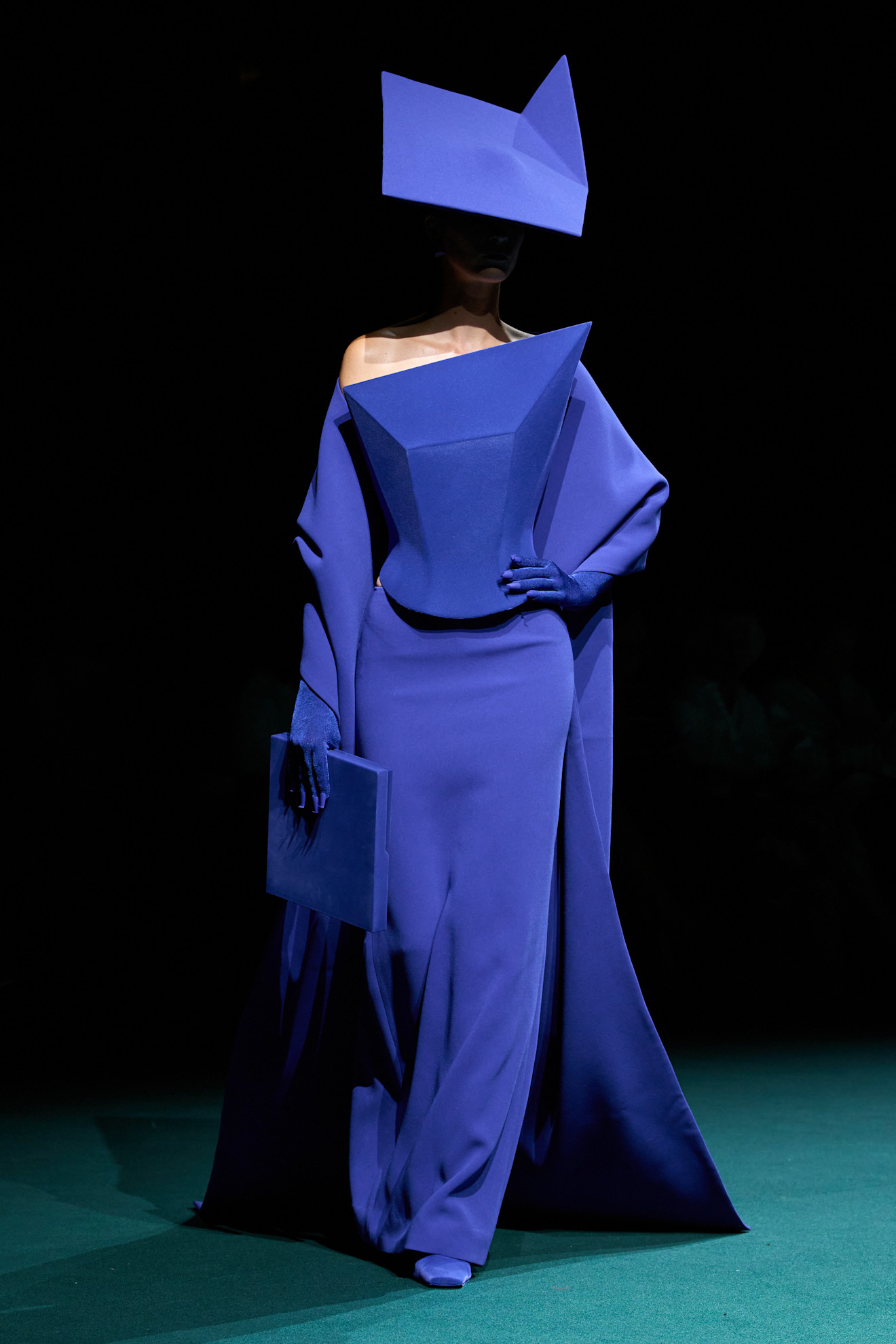 cobalt blue color trend on Robert Wun Couture Fall 2026 runway