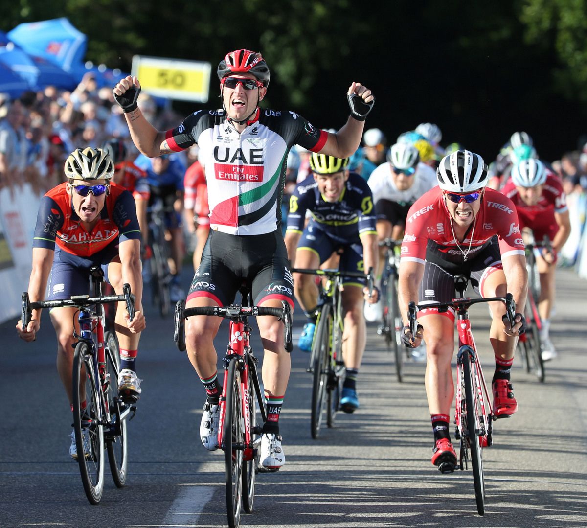 Sacha Modolo (UAE Team Emirates) gets the victory