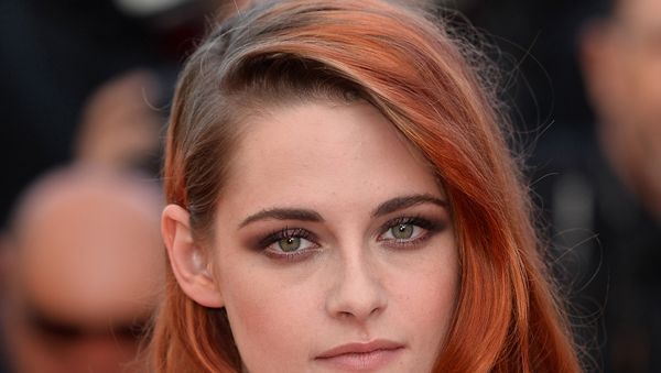 Lip, Hairstyle, Eyebrow, Eyelash, Style, Beauty, Fashion, Long hair, Brown hair, Red hair, 