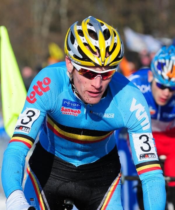 Klaas Vantornout (Belgium) was active at the front of the race