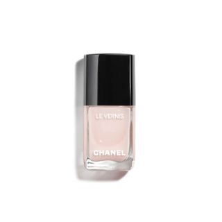 Esmalte de uñas Chanel en bailarina