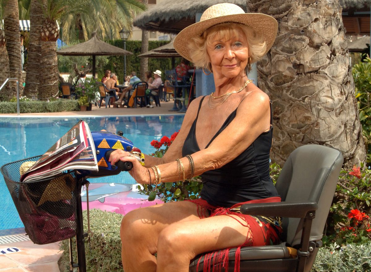 Gogglebox: star looks like Benidorm&#039;s Madge