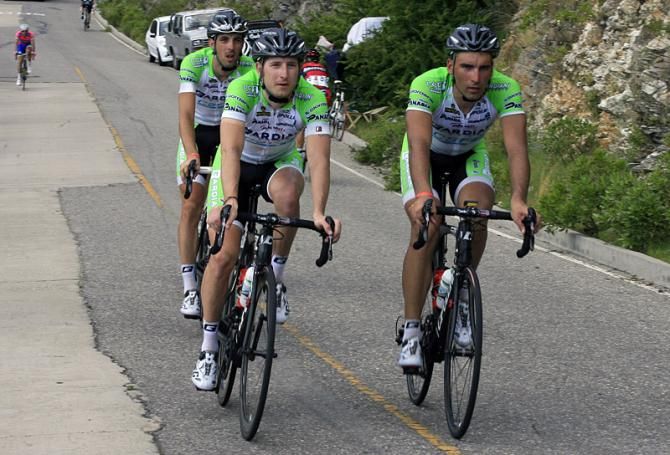 Sacha Modolo and his Bardiani - CSF teammates make their way to the finish in Mirador del Sol.