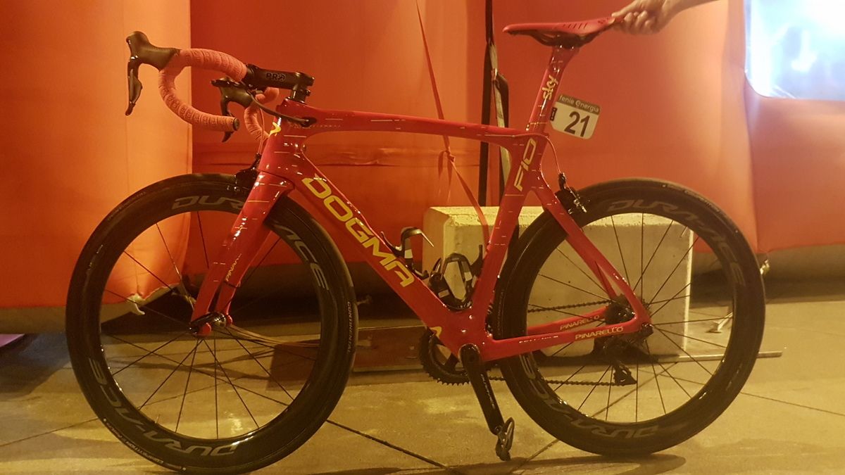 Chris Froome's Vuelta a Espana winning Pinarello Dogma F10